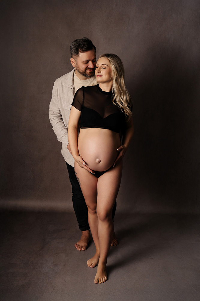Babybauchshooting mit Paarbildern in Herford